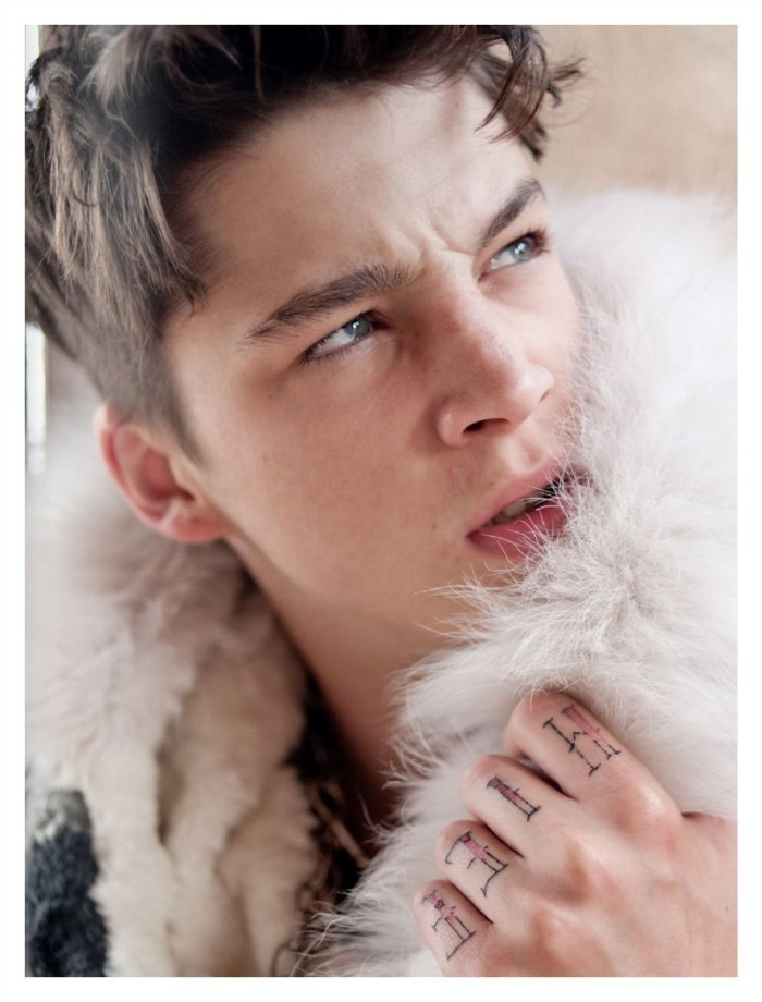 Ash Stymest: pic #281734