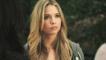 Ashley Benson photo #