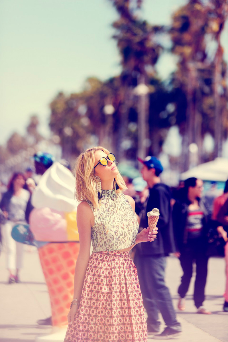 Ashley Benson: pic #800258