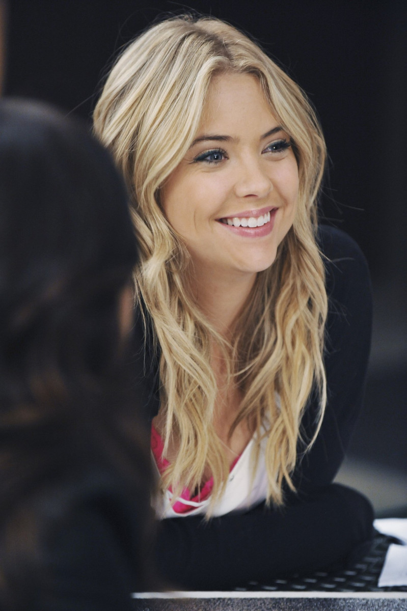 Ashley Benson: pic #794520