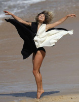 Ashley Hart photo #