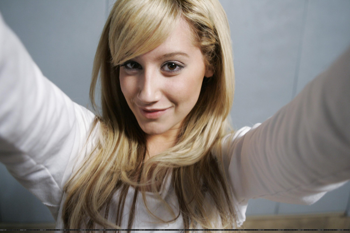 Ashley Tisdale: pic #135025