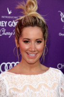 Ashley Tisdale photo #