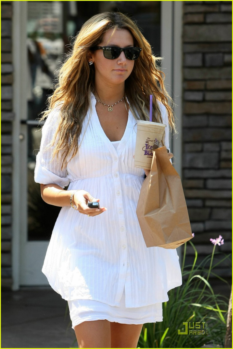 Ashley Tisdale: pic #107681