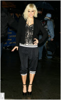 Ashlee Simpson photo #