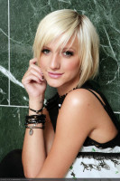 photo 27 in Ashlee Simpson gallery [id123672] 2009-01-06