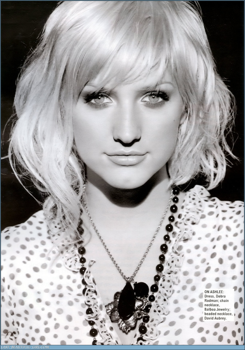 Ashlee Simpson: pic #45903