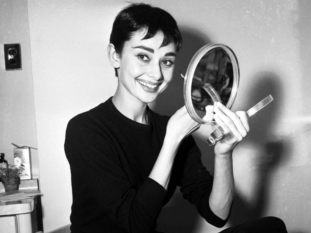 Audrey Hepburn: pic #224249