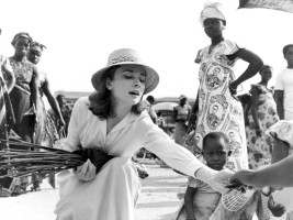 Audrey Hepburn photo #
