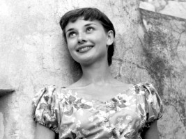 Audrey Hepburn photo #