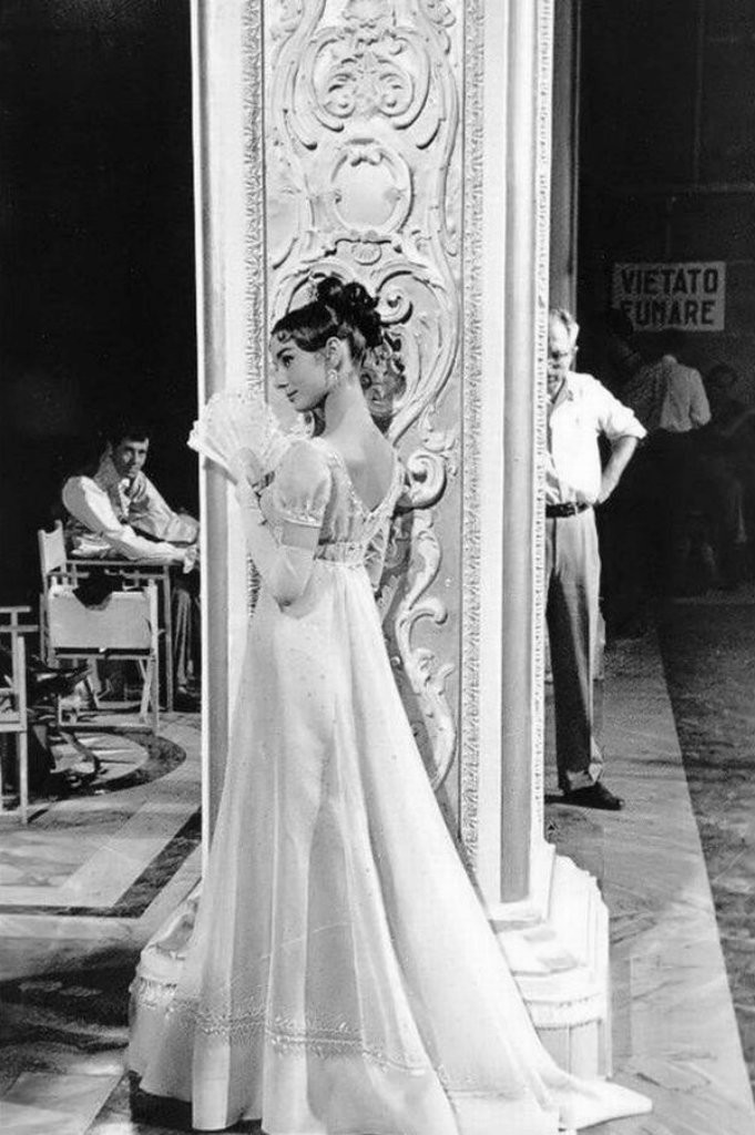 Audrey Hepburn: pic #488242