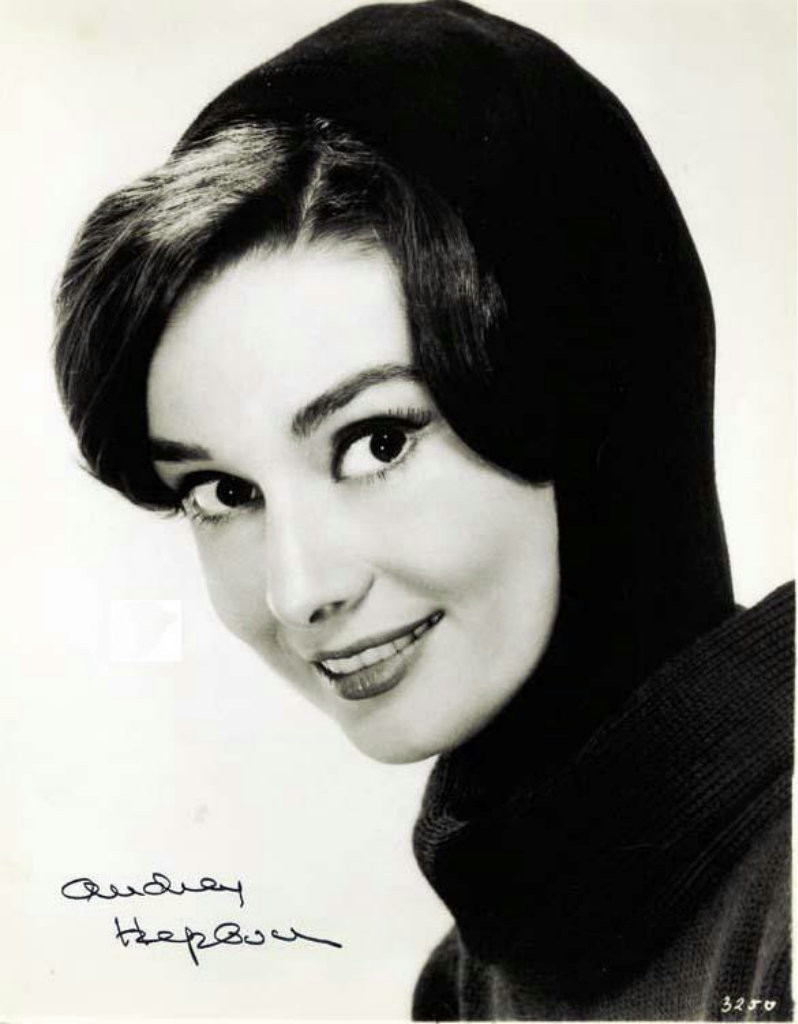 Audrey Hepburn: pic #384451