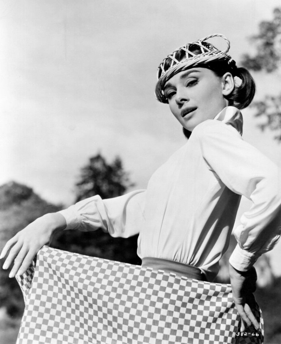 Audrey Hepburn: pic #385080