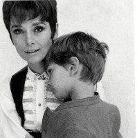 Audrey Hepburn photo #
