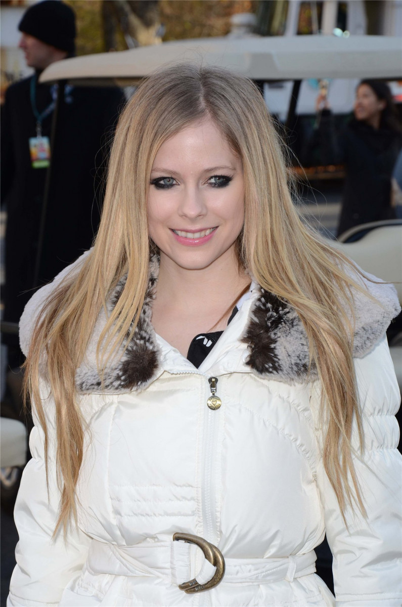 Avril Lavigne: pic #424952