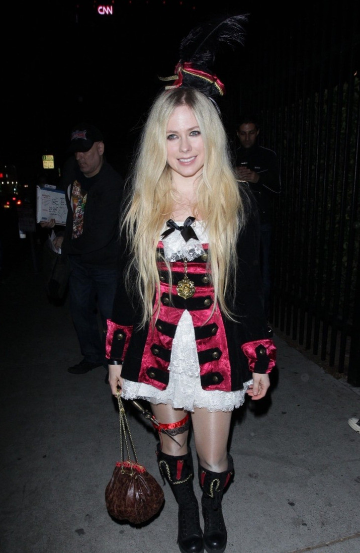 Avril Lavigne: pic #1078227