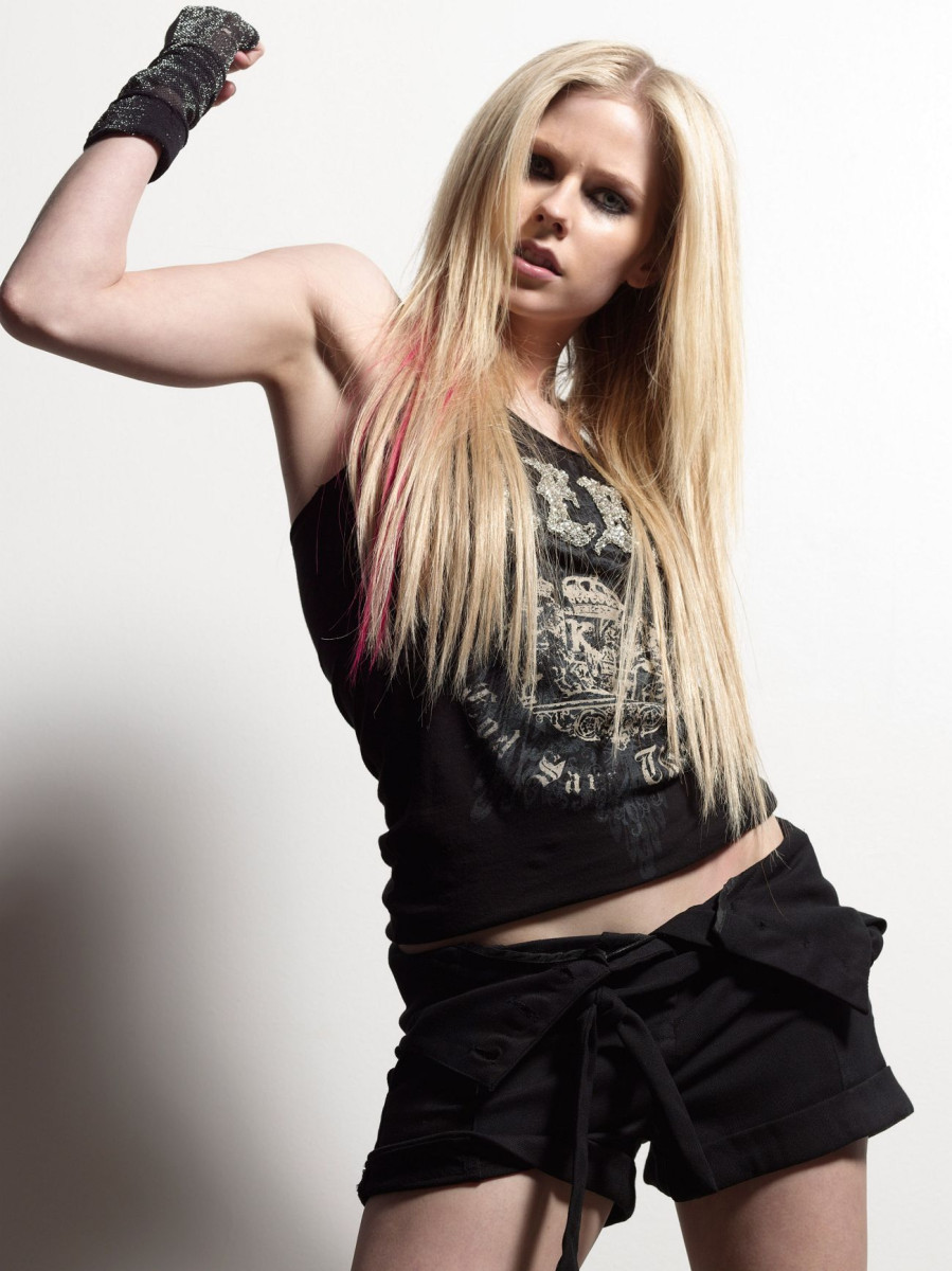 Avril Lavigne: pic #140961