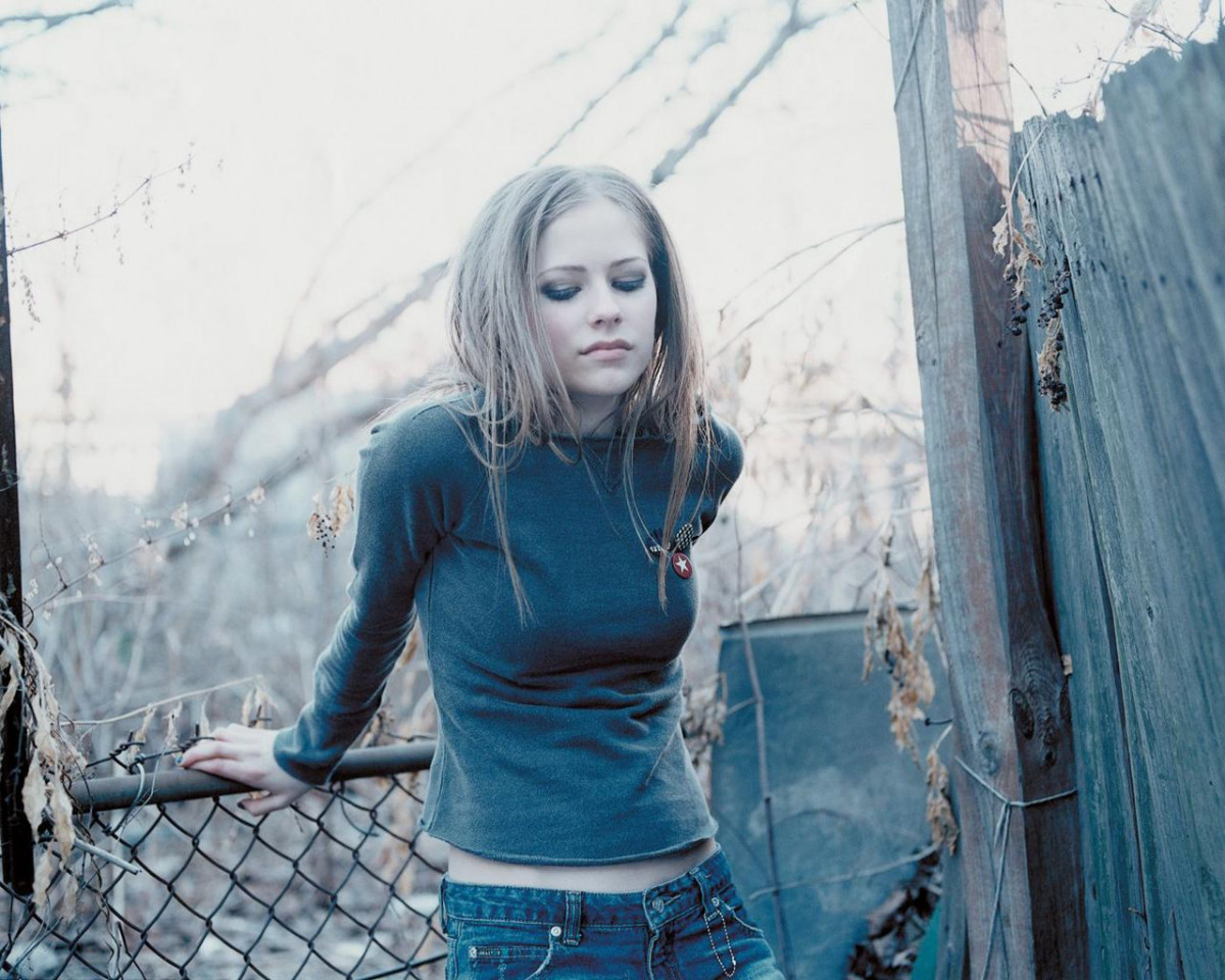 Avril Lavigne: pic #592804