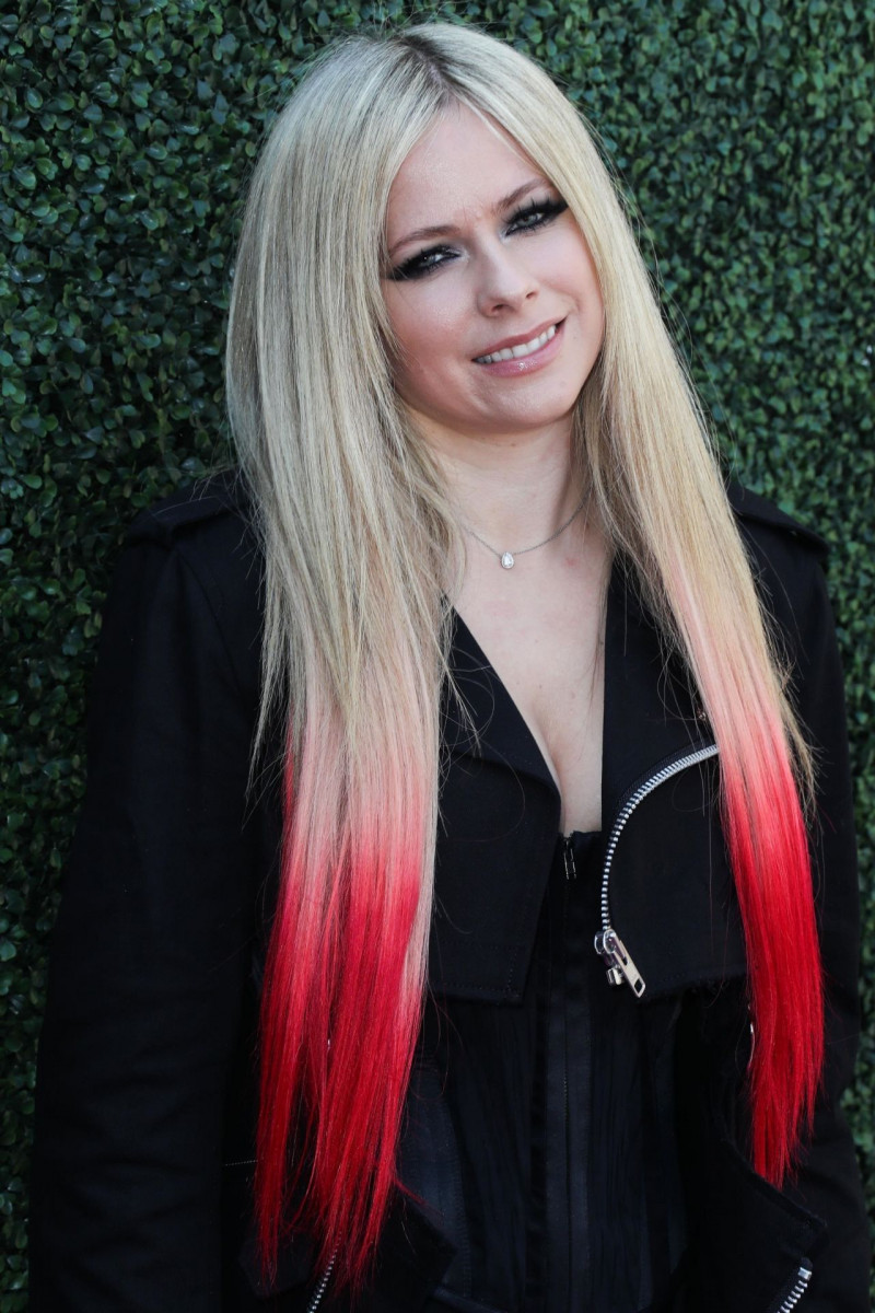 Avril Lavigne: pic #1285603
