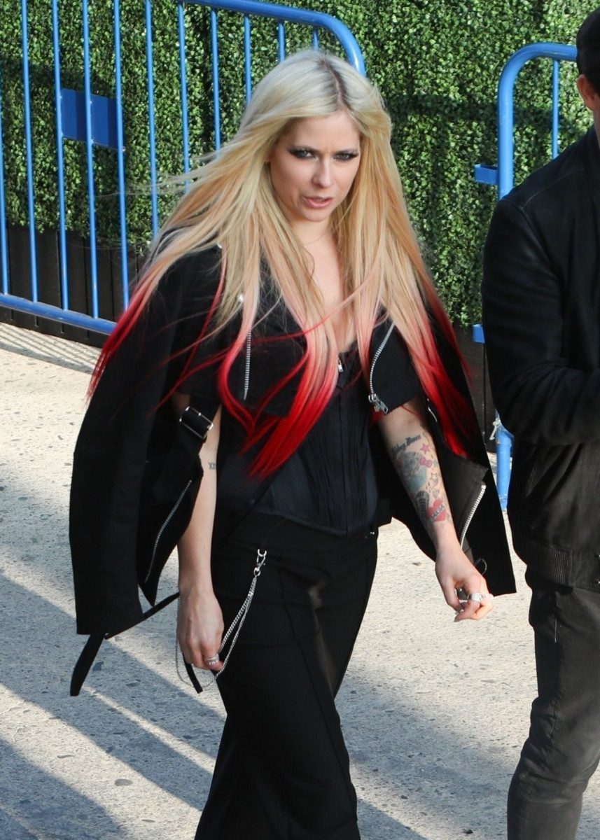 Avril Lavigne: pic #1285611