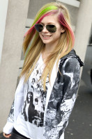 photo 23 in Avril Lavigne gallery [id527366] 2012-09-01