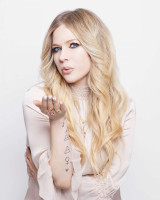 Avril Lavigne photo #