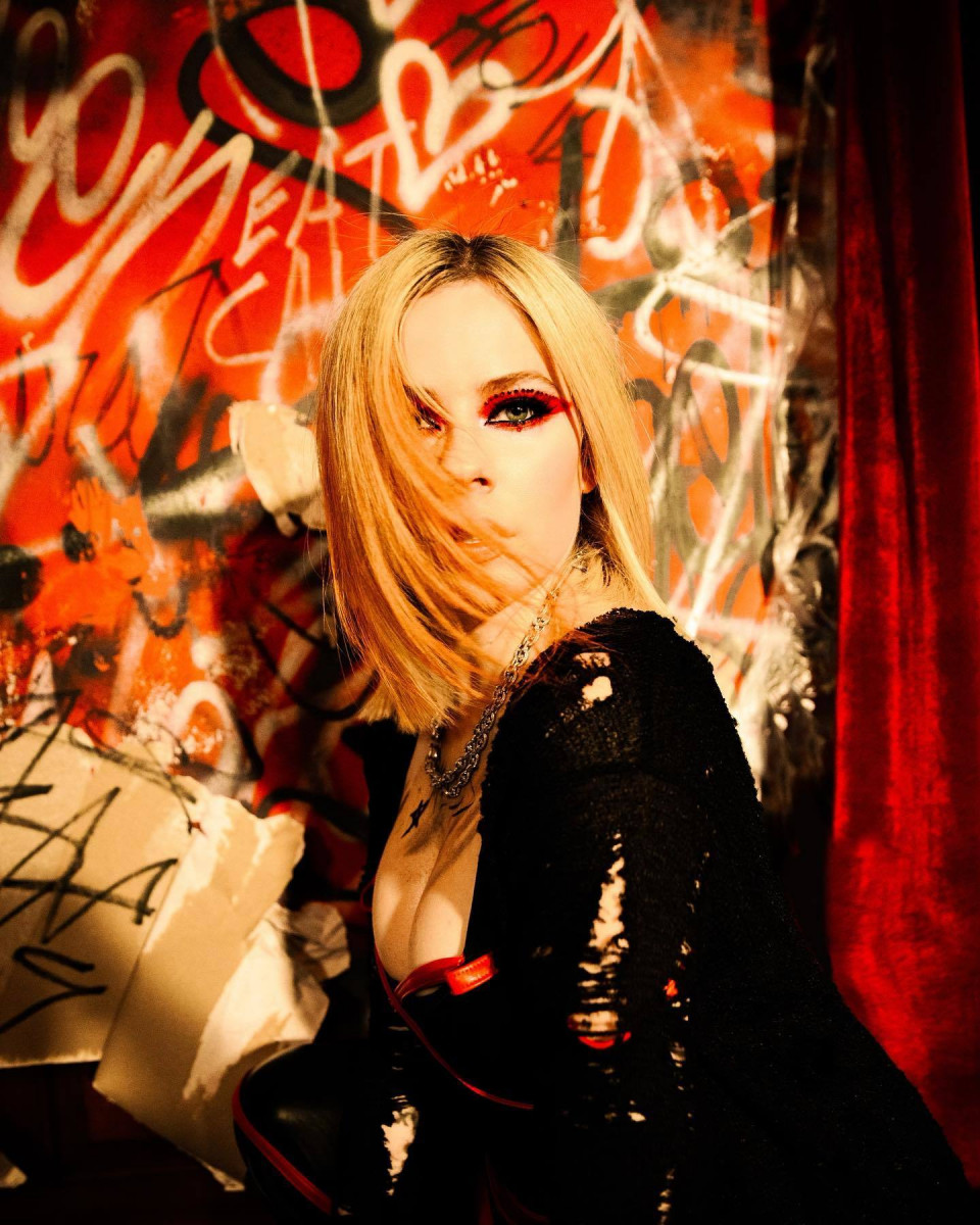 Avril Lavigne: pic #1321652