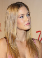 Bar Refaeli photo #