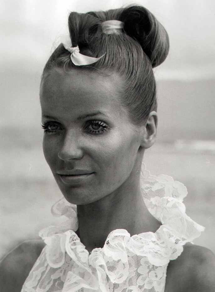 Barbara Bach: pic #371047