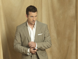 Barry Sloane  photo #