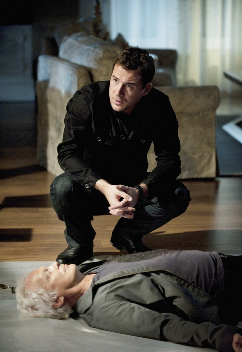 Barry Sloane : pic #783544