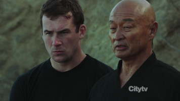 Barry Sloane  photo #