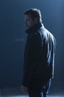 Barry Sloane  photo #