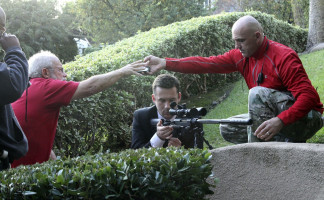 Barry Sloane  photo #