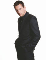 Barry Sloane  pic #845616