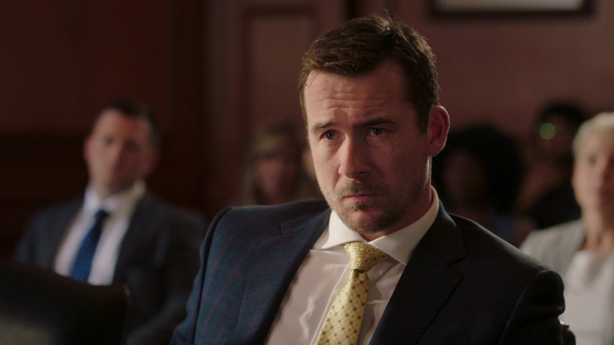 Barry Sloane : pic #1280104