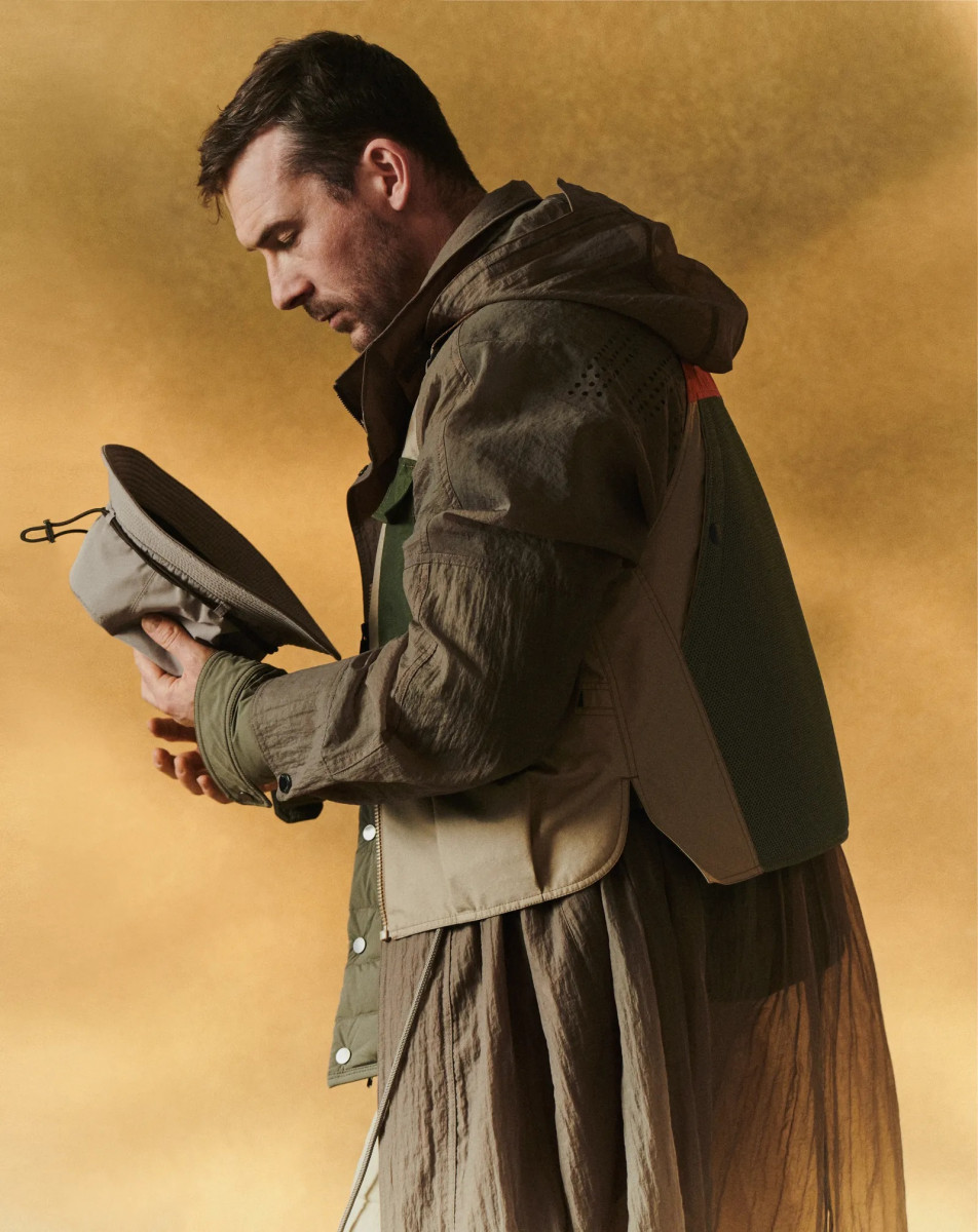 Barry Sloane : pic #1352995