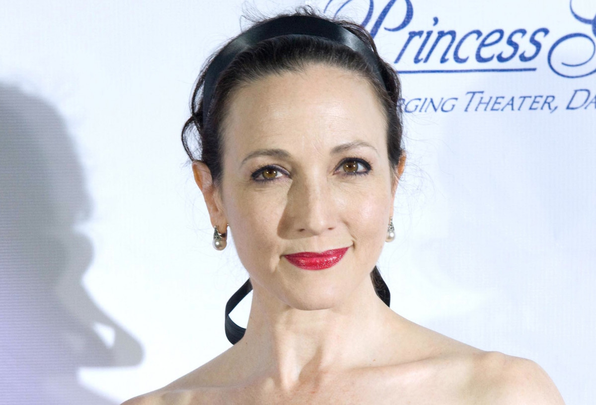 Bebe Neuwirth: pic #224625