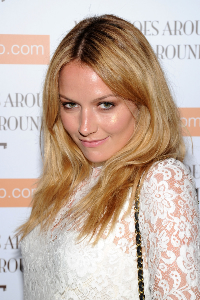 Becki Newton: pic #299527