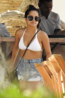 Becky G  photo #