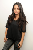 Becky G  photo #