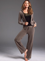 Behati Prinsloo photo #