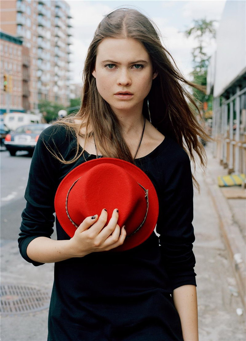 Behati Prinsloo: pic #181456
