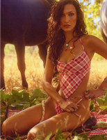Bella Hadid photo #