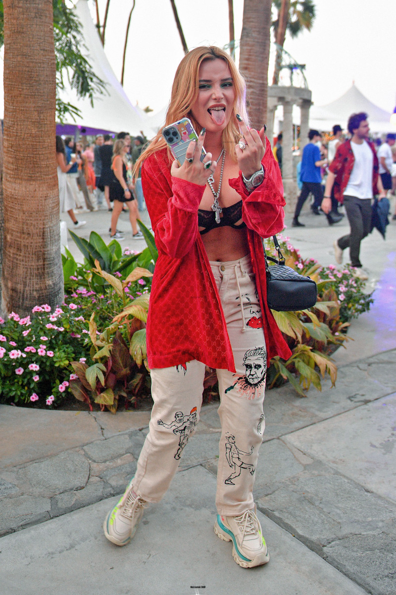 Bella Thorne: pic #1301754