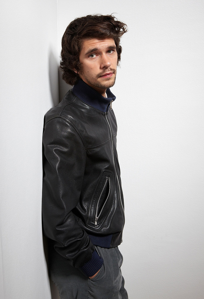 Ben Whishaw: pic #284316