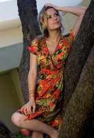 Bethany Joy Galeotti photo #
