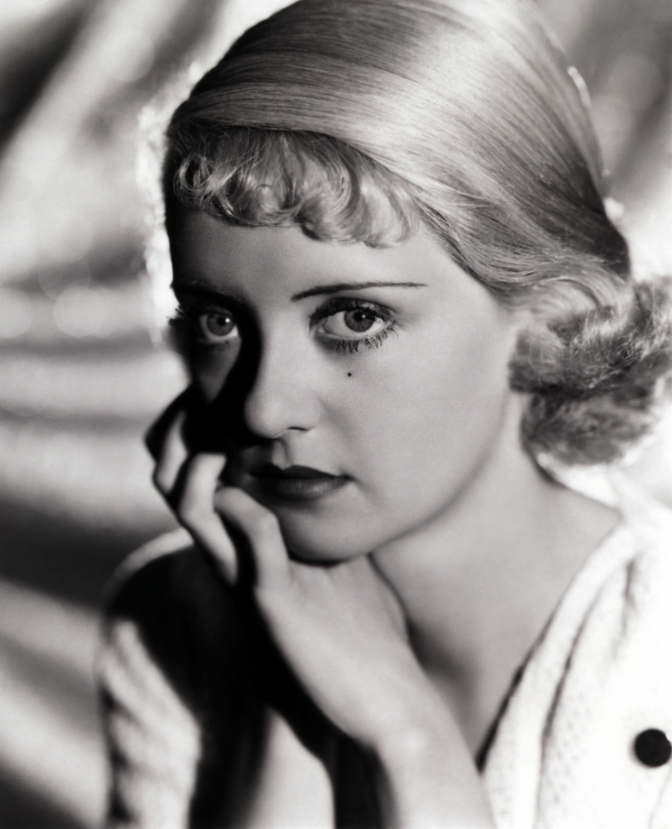 Bette Davis: pic #367930