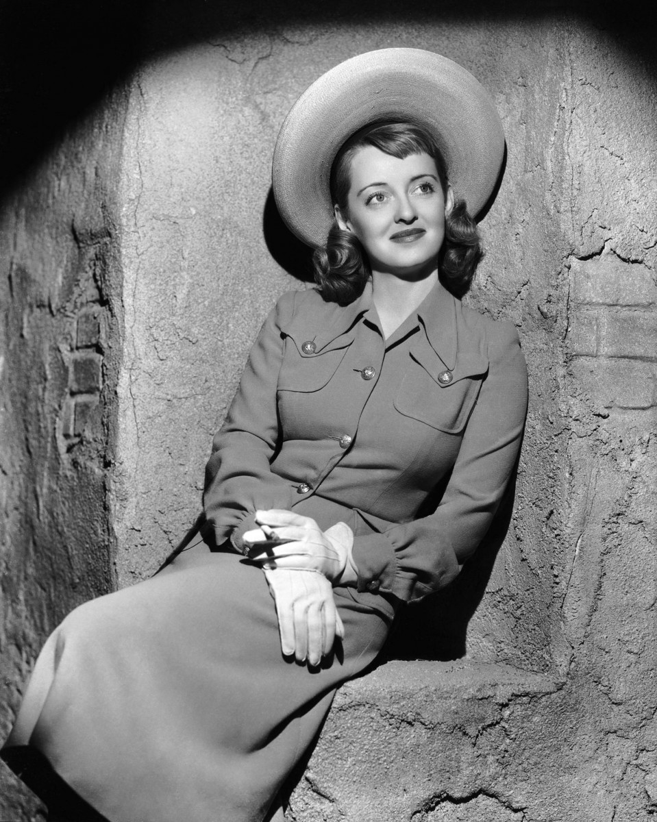 Bette Davis: pic #367905