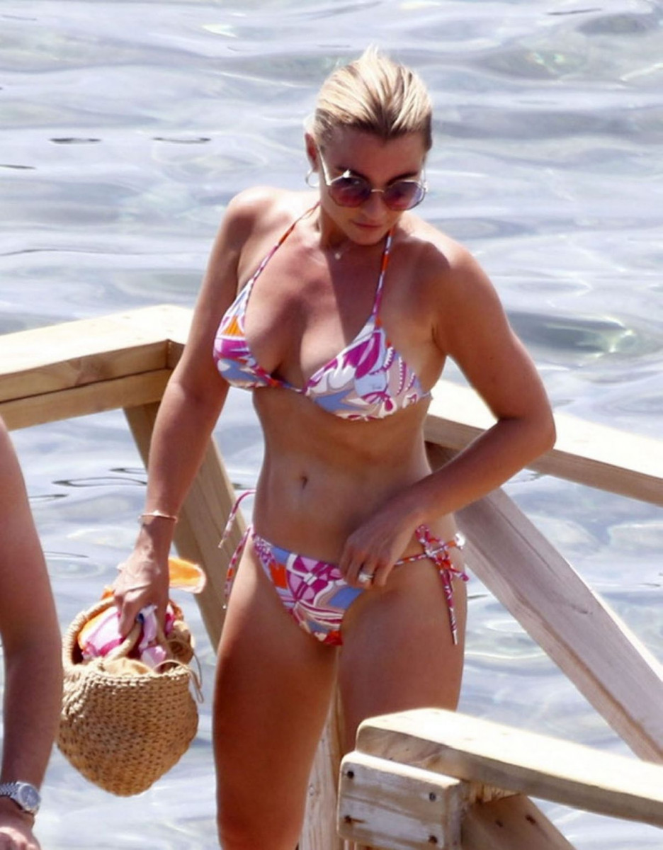 Billie Faiers: pic #1222267